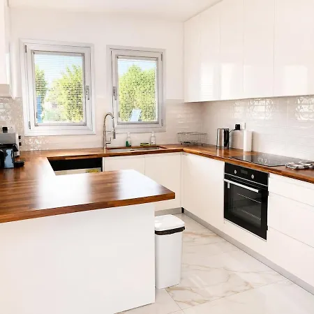 Villa Celestia *